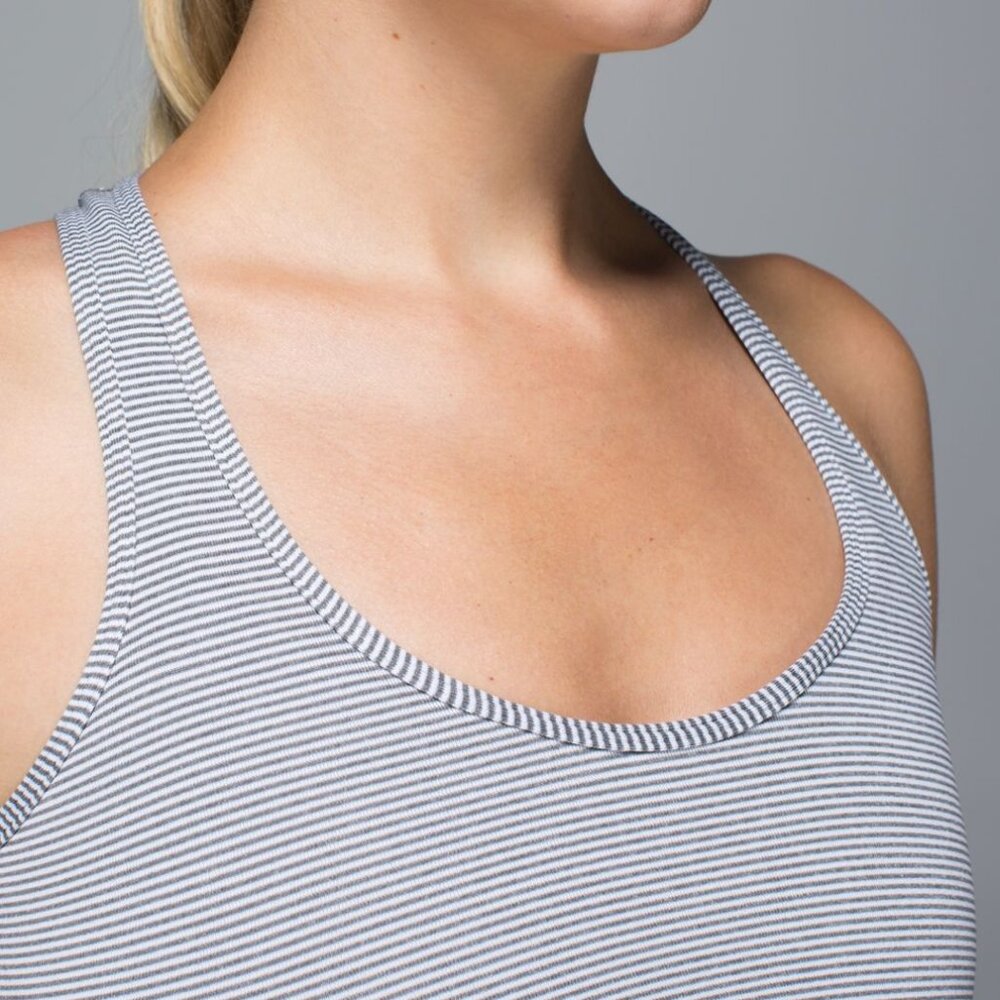 Lululemon Cool Racerback, Size 6 - Picture 4 of 11